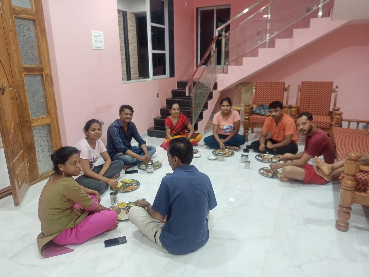 Priyansh Home stay Harihareshwar Bagian luar foto